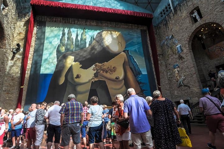 Dali Museum, Dali House & Cadaques Private Tour from Barcelona