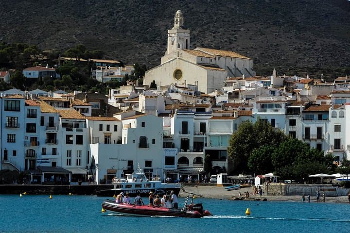 Dali Museum, Dali House & Cadaques Private Tour from Barcelona