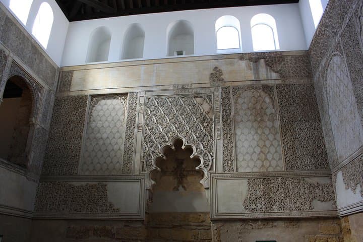 Guided Tour Jewish Quarter and Mosque-Cathedral of Córdoba with tickets