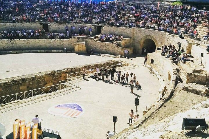 From Barcelona : Private Guided Day Trip to Tarragona (A/C Car Transfer)