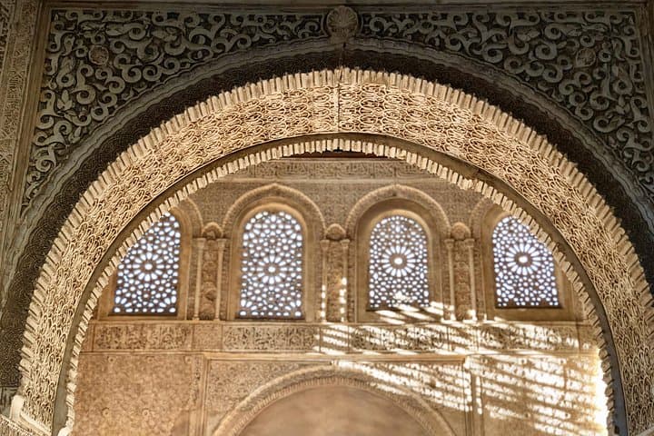 Alhambra Private Tour from Motril: with transport and skip-the-line-tickets
