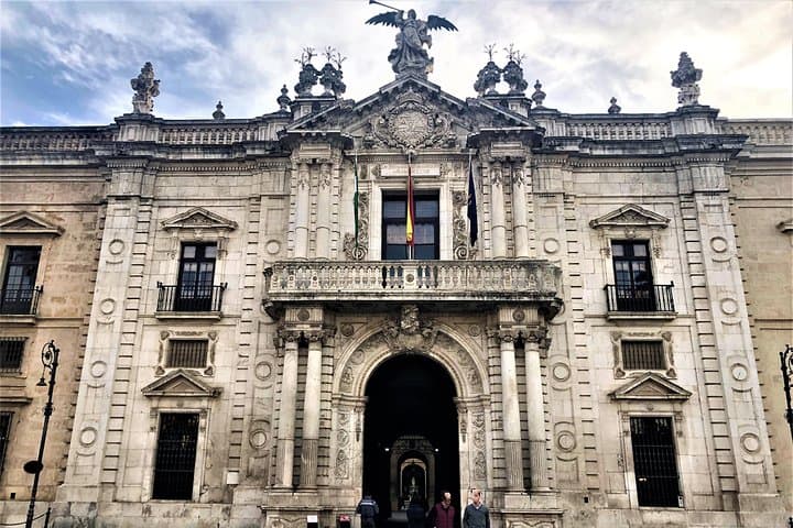 History of Women of Seville Private Tour