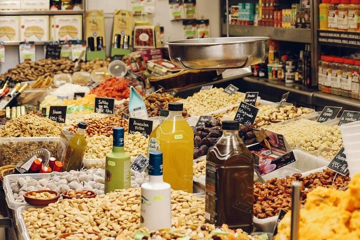 Nuts and dried fruits