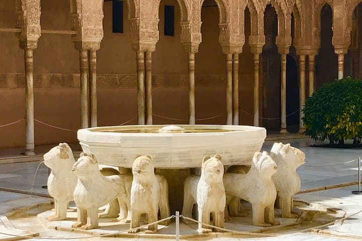 Alhambra Private Tour from Malaga: with transport and skip-the-line-tickets