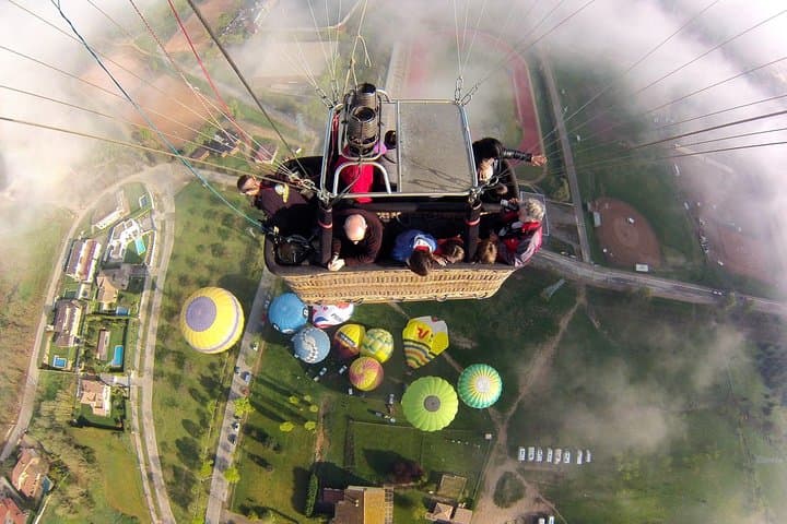 Hot air balloon Kon-Tiki Montserrat including Barcelona's pickup