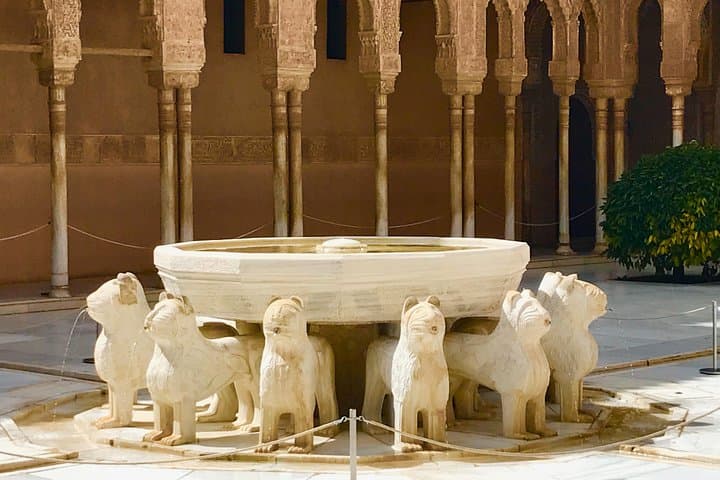 Alhambra Private Tour from Motril: with transport and skip-the-line-tickets
