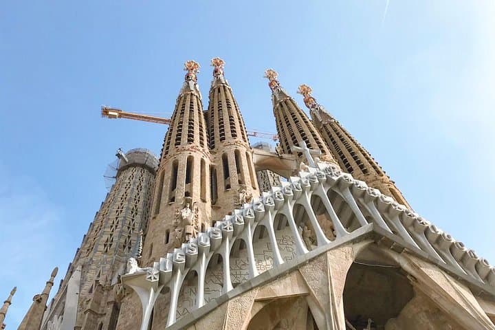 Private Barcelona’s Highlights halfday tour - pick up included