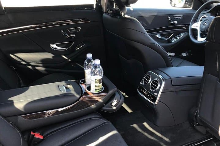 Mallorca Airport (PMI) to Magaluf - Round-Trip Private Transfer