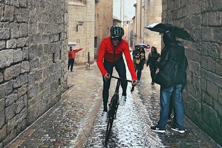 Private Girona Old Town Walking Tour with Local Guide