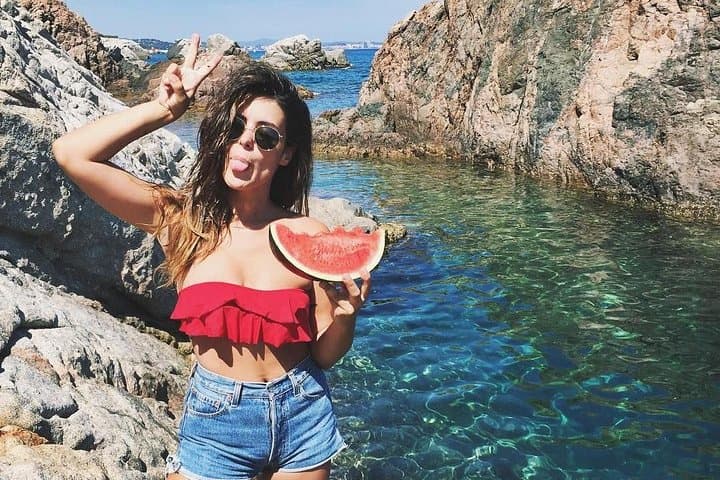 From Barcelona : Girona and Costa Brava Day Trip (VIP Small Group)