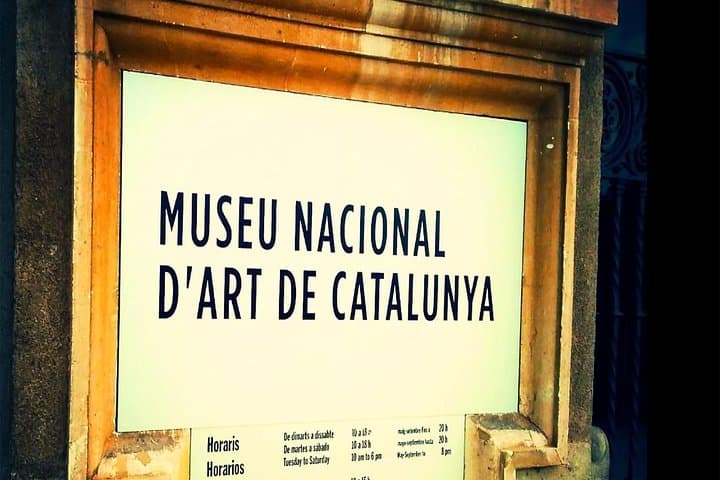 National Art Museum MNAC| Private visit (2H) | Skip the line | Private guide