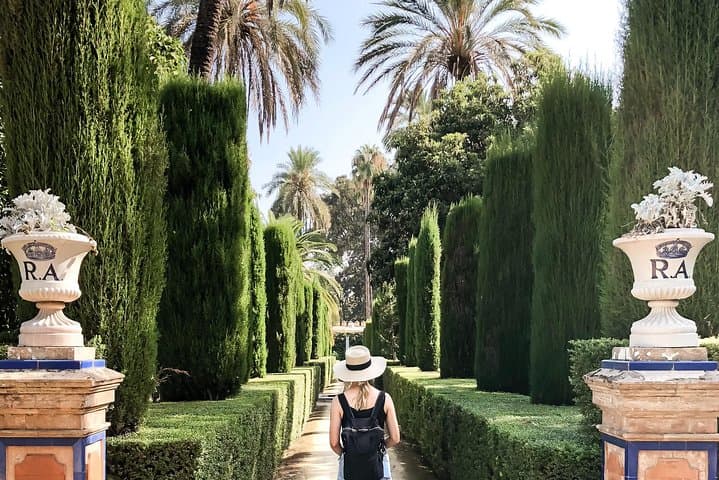 Seville Alcázar: Guided Premium Tour with Priority Entrance