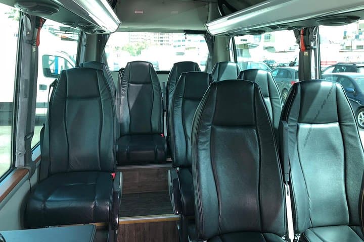 https://media-cdn.tripadvisor.com/media/attractions-splice-spp-720x480/10/7d/00/b7.jpg