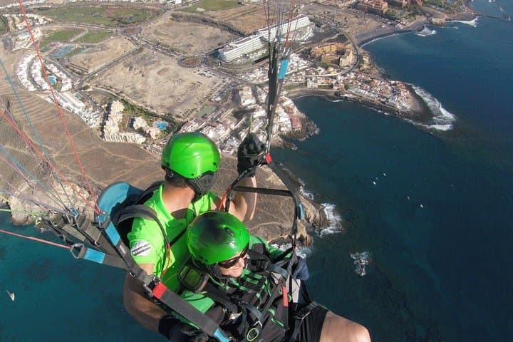 Tenerife Basic Paragliding Flight Experience with Pickup