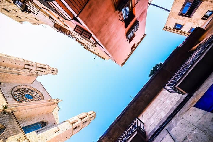 Barcellona: Private Experience - Tapsy Tours for Family with Kids
