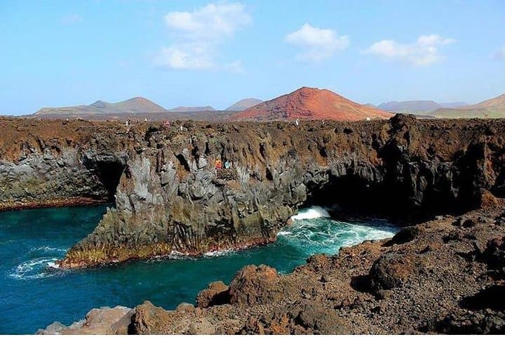 Lanzarote Highlights. Private Tour with Pickup (price per vehicle, not p.p.)
