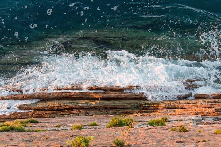 Pirates, whales and shipyard hiking