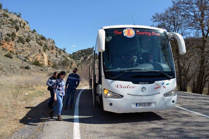 Guided Sightseeing Bus Transfer - Airport / Valencia - from 9 to 15 people
