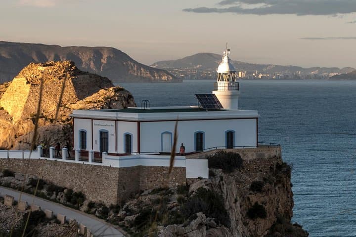 Transfer from Alicante airport to Albir in private Sedan car max. 3 passengers