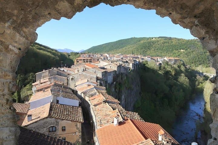 5-Day Best of Catalonia Self-Drive Tour from Barcelona