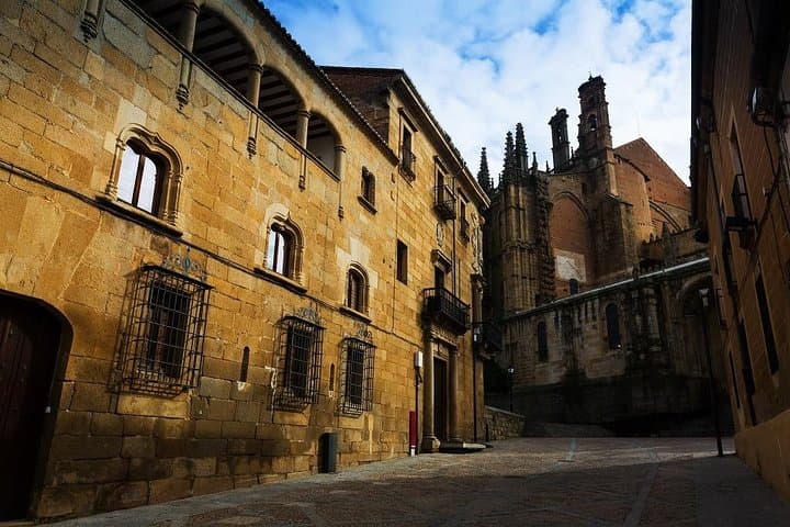 6-Day Classical Extremadura Self-Drive Tour from Madrid