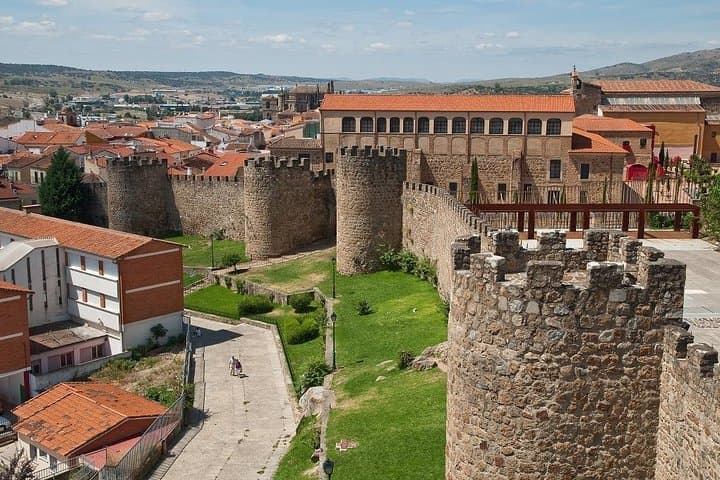 9-Day Heart of Spain Self-Drive Tour from Madrid