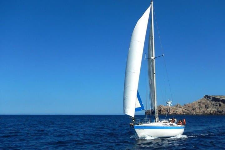 Full-day Sailing Experience in Menorca