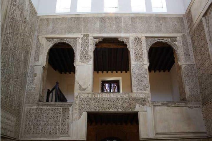 Guided Tour of Monumental Cordoba: Jewish Quarter, Alcazar and Mosque