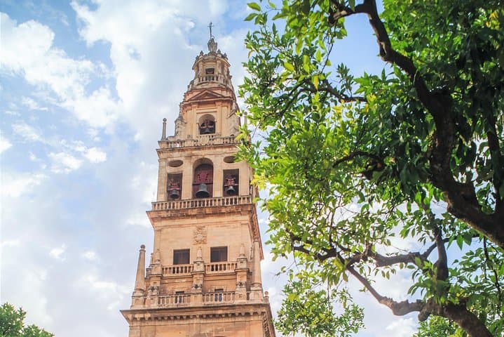 Guided Tour Jewish Quarter and Mosque-Cathedral of Córdoba with tickets