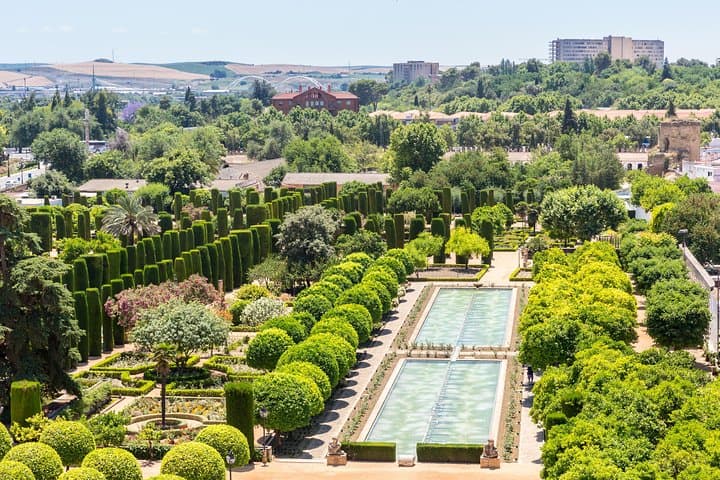 Jewish quarter and Alcazar of the Christian Monarchs