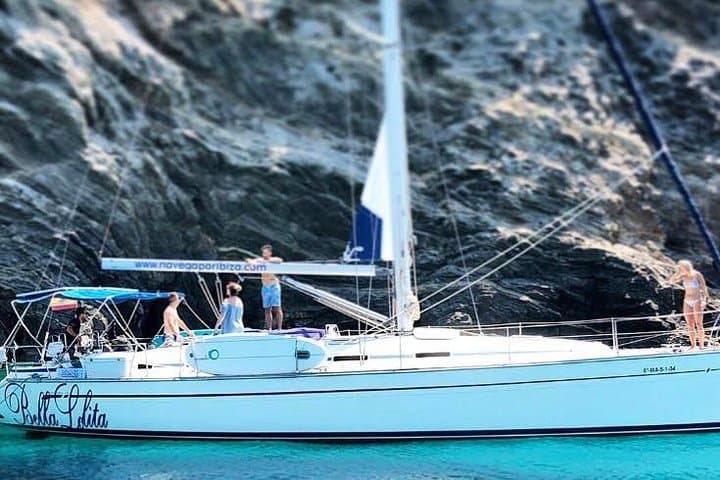 Excursion and sailing route to Formentera