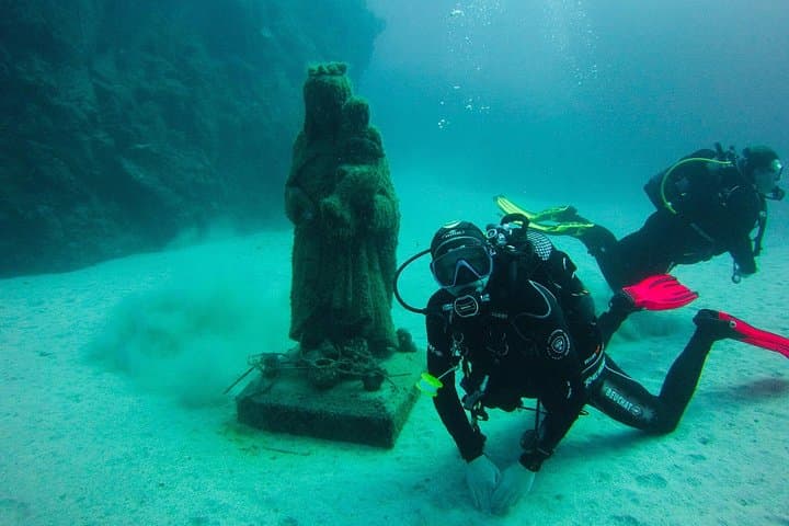 OPEN WATER CERTIFICATION - Become an autonomous diver up to 18m !