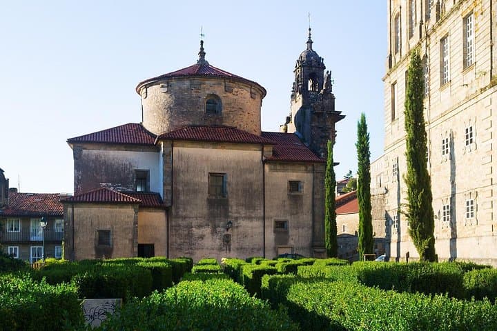Santiago de Compostela Wine, Food, History & Nature Experience.