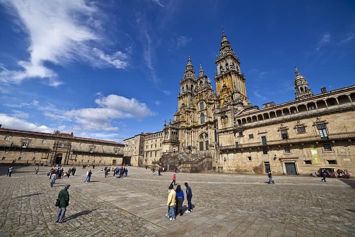 Santiago de Compostela Wine, Food, History & Nature Experience.
