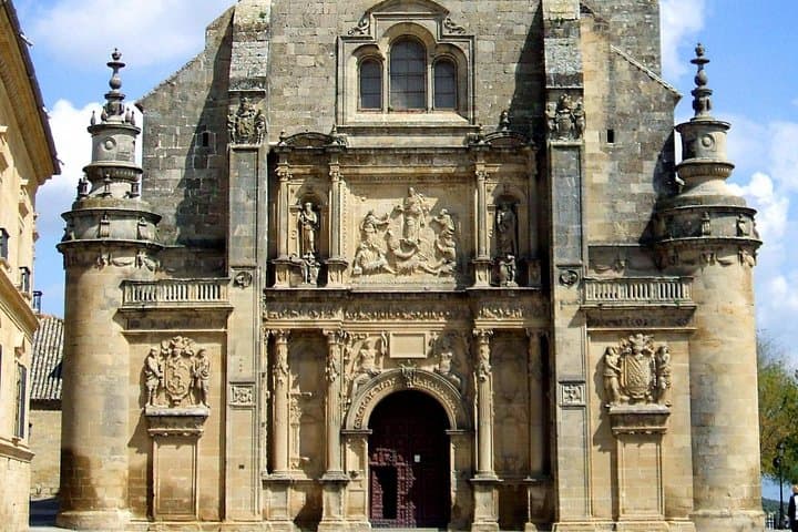 Úbeda and Baeza private tour in a day from Córdoba with tickets.