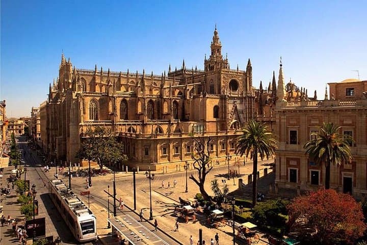 Seville Private tour with skip the line tickets Cathedral/Alcazar
