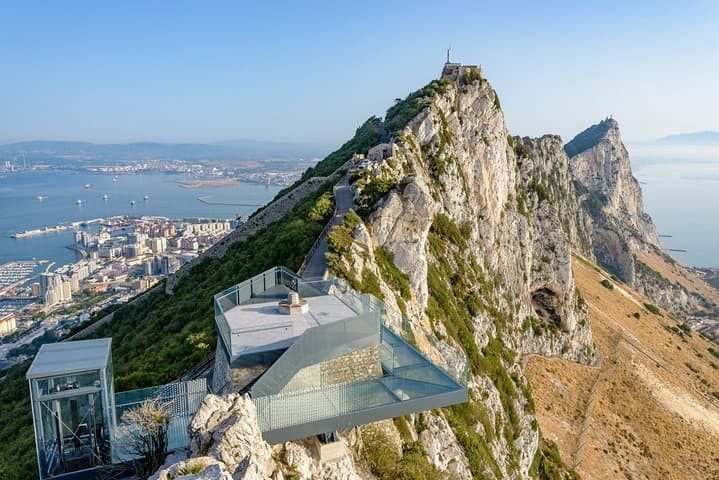Gibraltar private tour from Seville including the upper rock