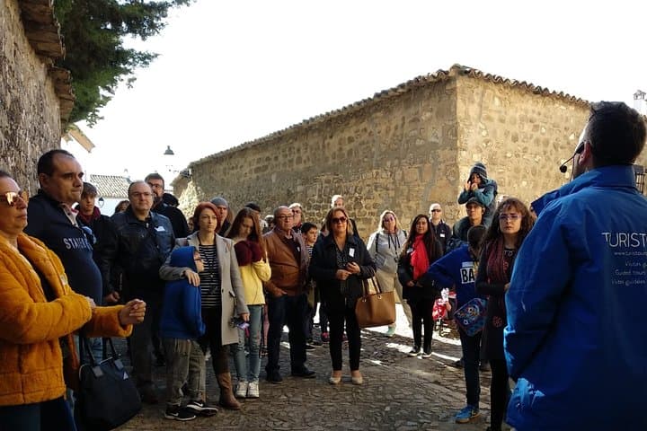 Guided tour of Úbeda with tickets Chapel Salvador and Sail Cobos