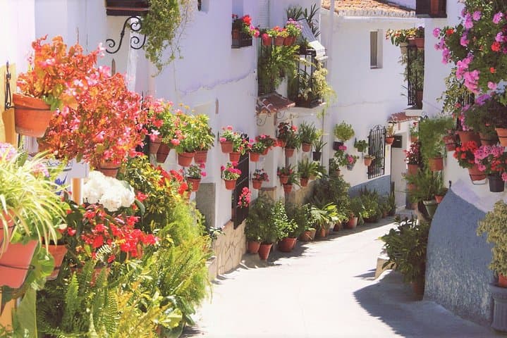 Garganta El Saltillo hike by MALAGA ACTIVA TOURS.