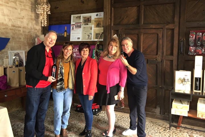 Tour in Ribera del Duero "like a native", with traditional Spanish tapas