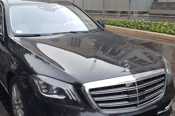 San Sebastián-Bilbao city or airport private transfer