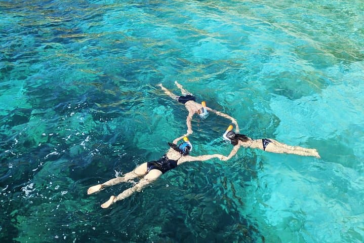 Tropical hike by MALAGA ACTIVA TOURS