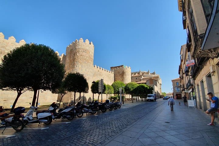 Avilas Walls