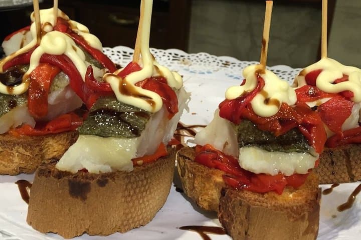 Madrid Private Tapas & Wine Tasting Tour