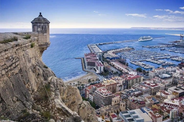 Private Transfer from Alicante–Elche (ALC) Airport to Villena