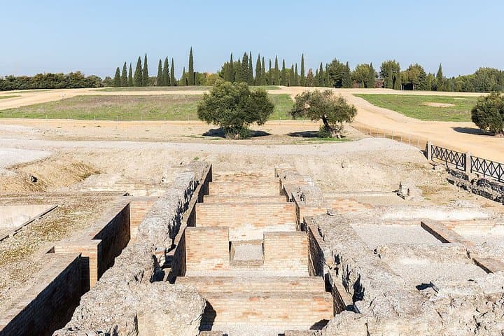 Discover the City of Italica