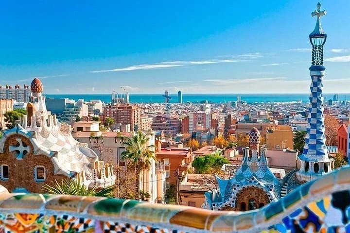 Private Tour to Barcelona + Sitges