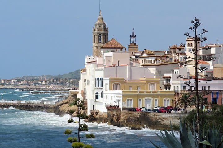 Private 5-hour Tour of Sitges from Barcelona with official tour guide