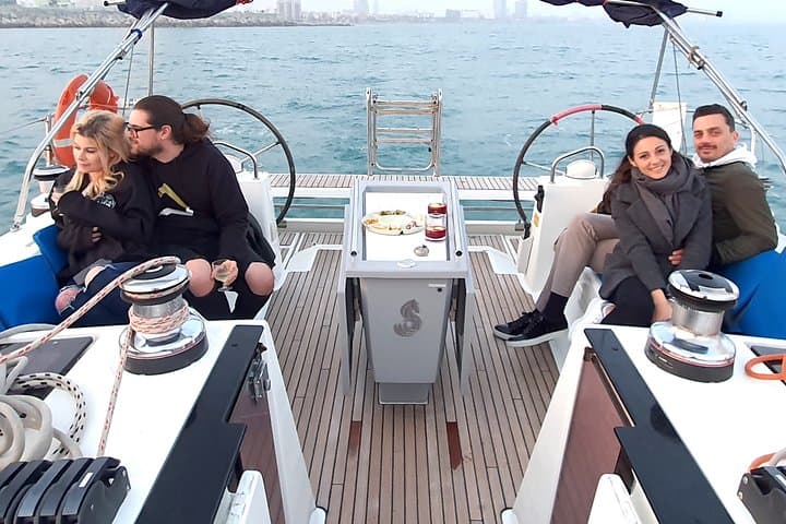 A quiet and pleasant sailing experience.