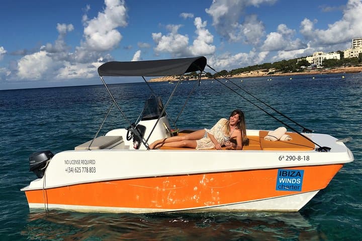 Adventurecat Full day tour - Boat Rental - No license required